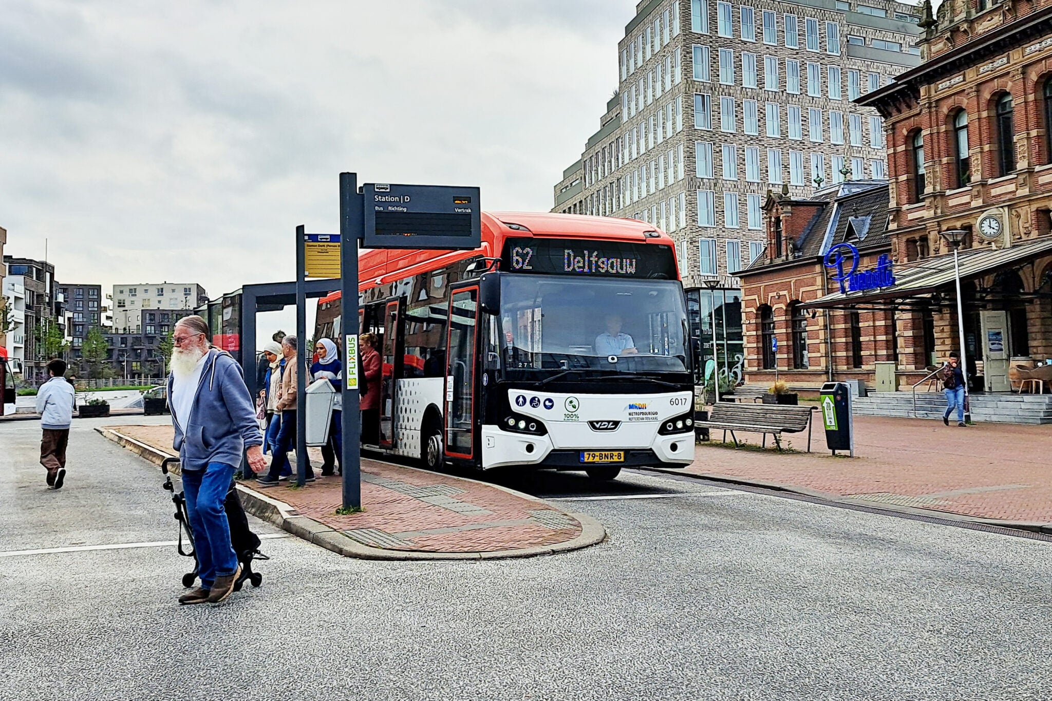 Busje komt zo! Vanaf januari rijden er meer bussen in Delft