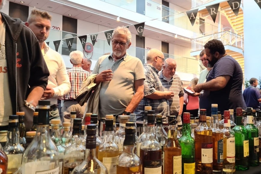 Sippen maar! Whisky Festival Delft is terug en hier scoor je een kaartje