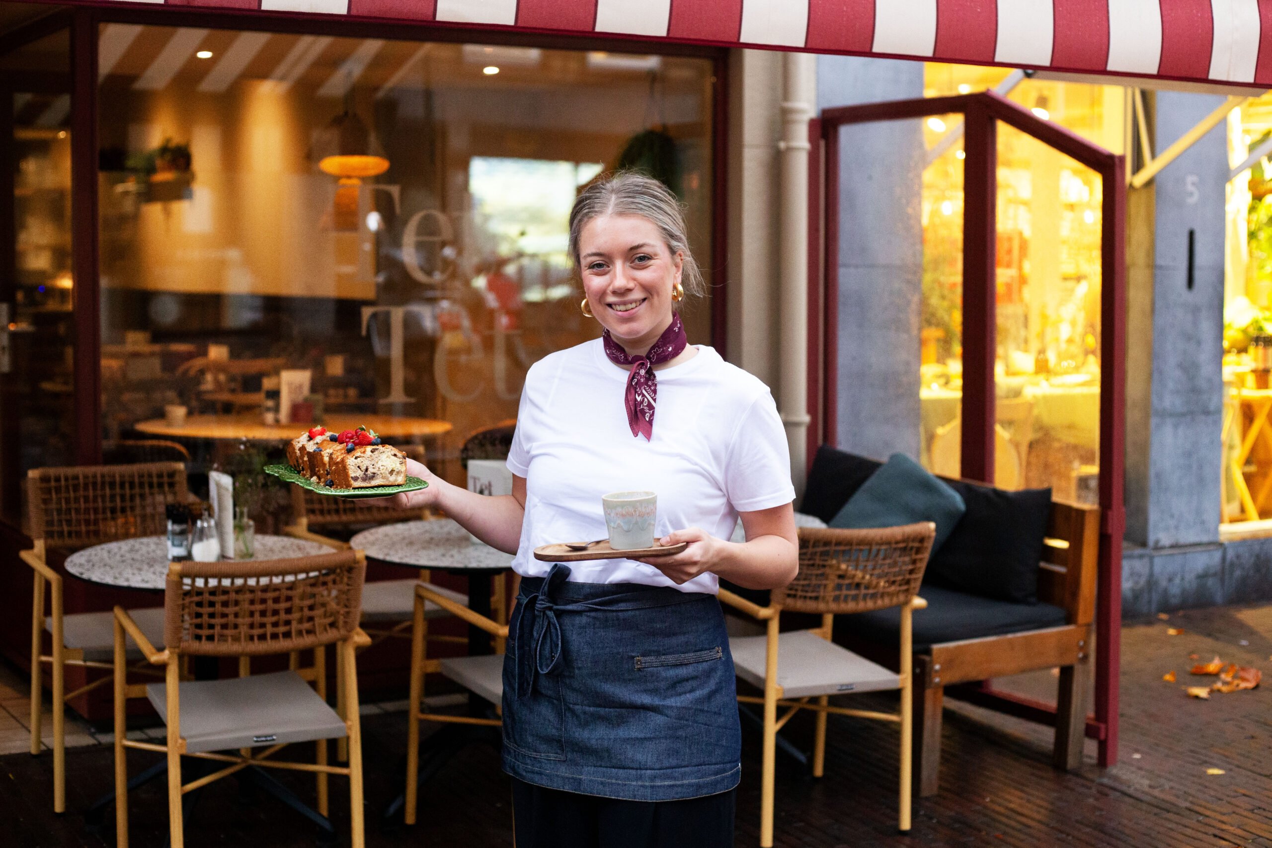 Teddy opent eigen lunchroom in Delft: ‘Je komt hier voor een rustmomentje’