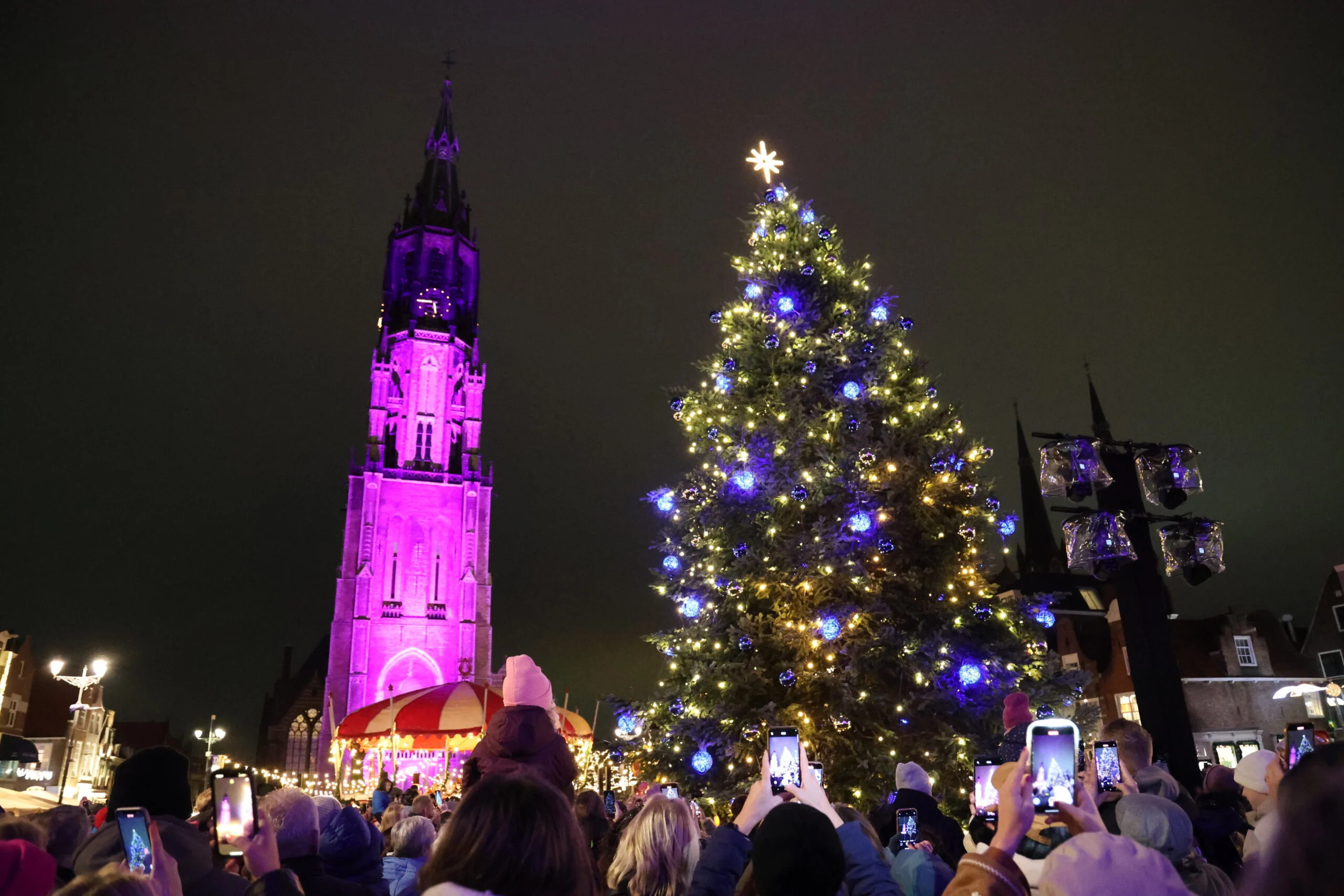 Afgesloten wegen, bereikbaarheid en parkeren tijdens Lichtjesavond 2025 in Delft