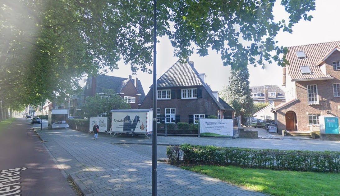 Fundaparel: in dit enorme huis kun je altijd een kerstboom kwijt