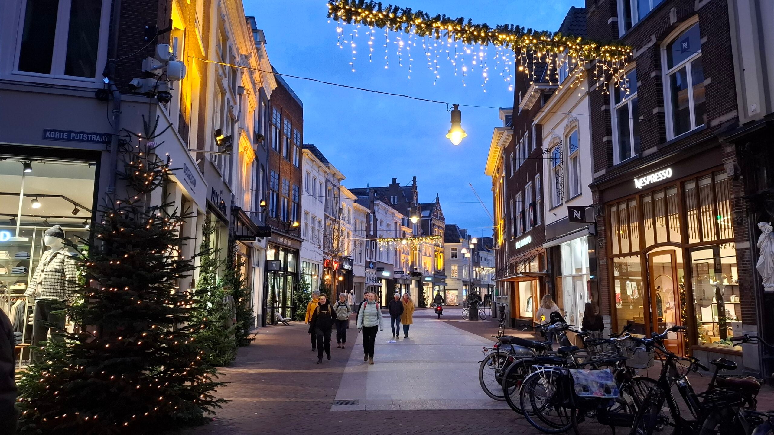 Denk jij vandaag meer paars op straat in Den Bosch te zien? Dit is de reden!