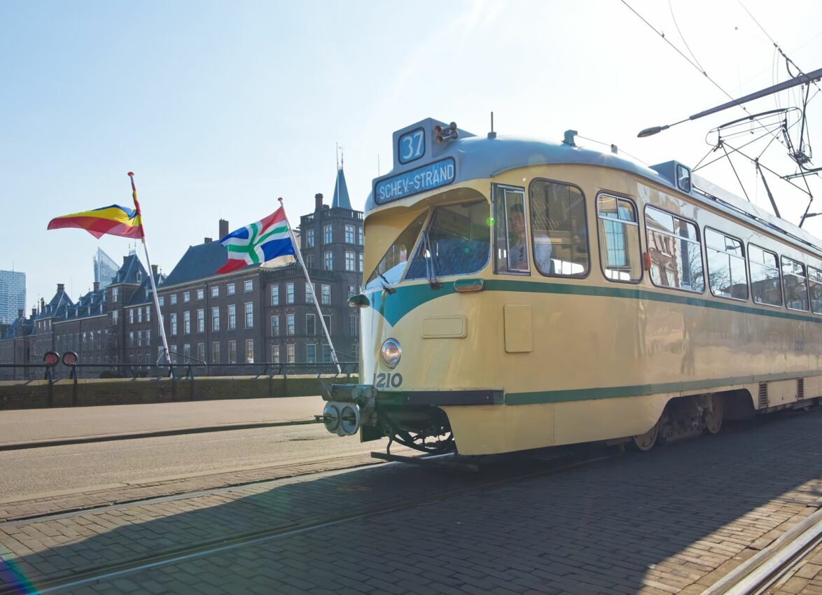 tourist-tram-den-haag
