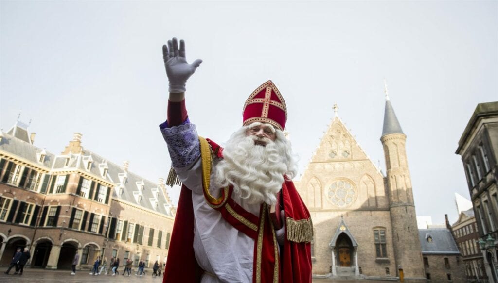 Het weer tijdens intocht Sinterklaas Scheveningen