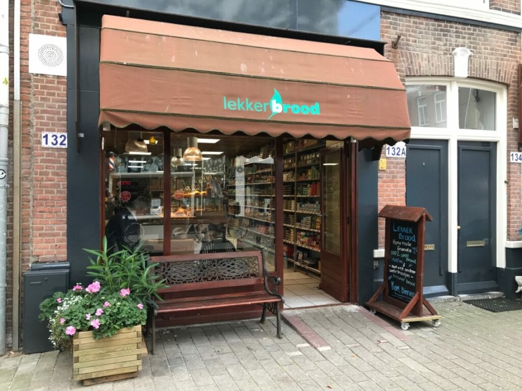 Lekker Brood Piet Heinstraat indebuurt Den Haag