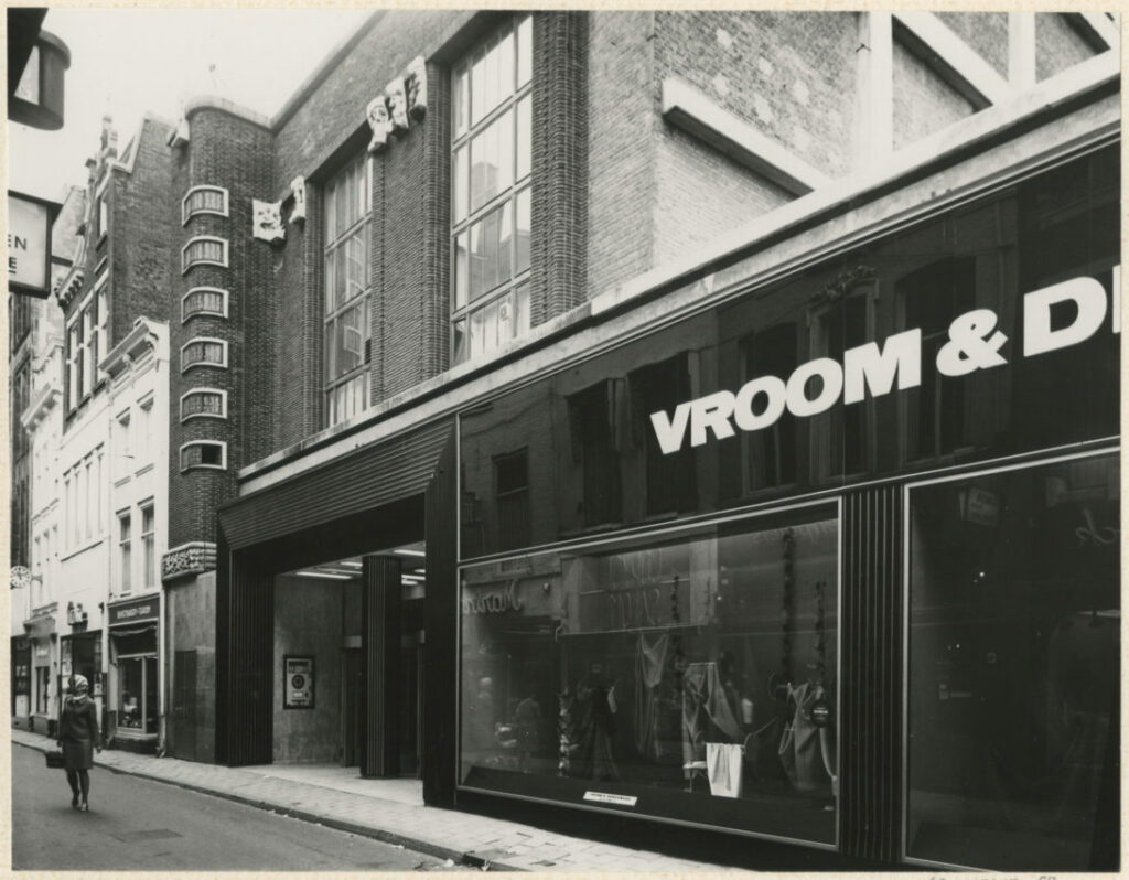 Vroeger in Den Haag Oude foto's van de Spuistraat indebuurt Den Haag