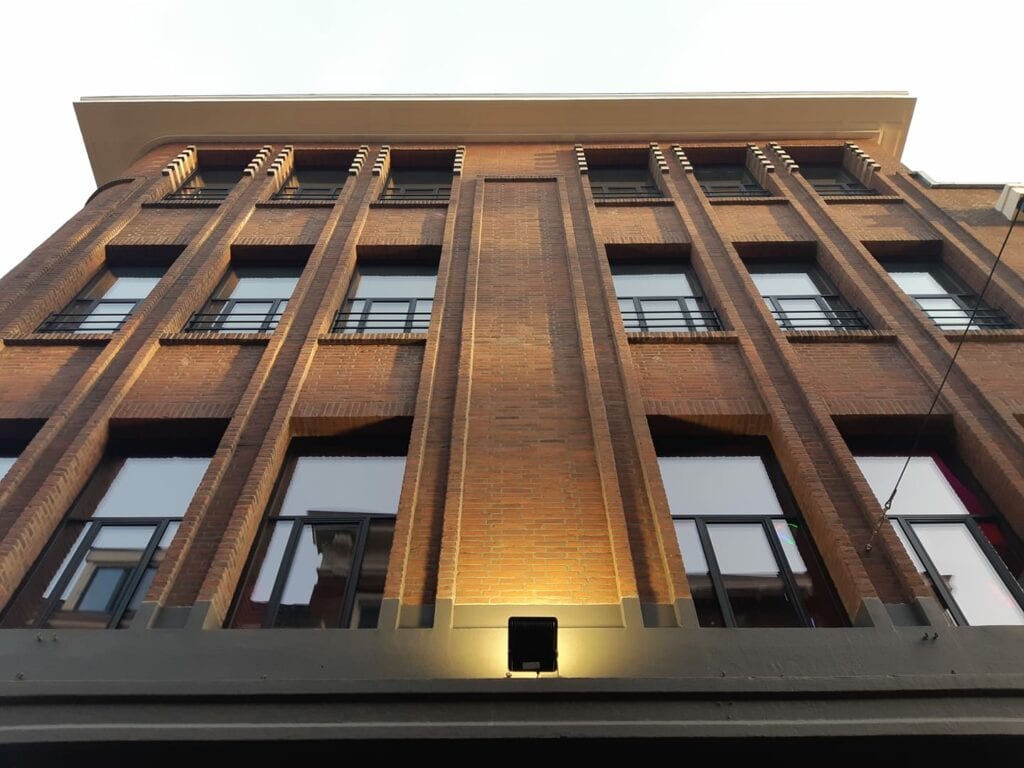 Pink Flamingo - indebuurt Den Haag