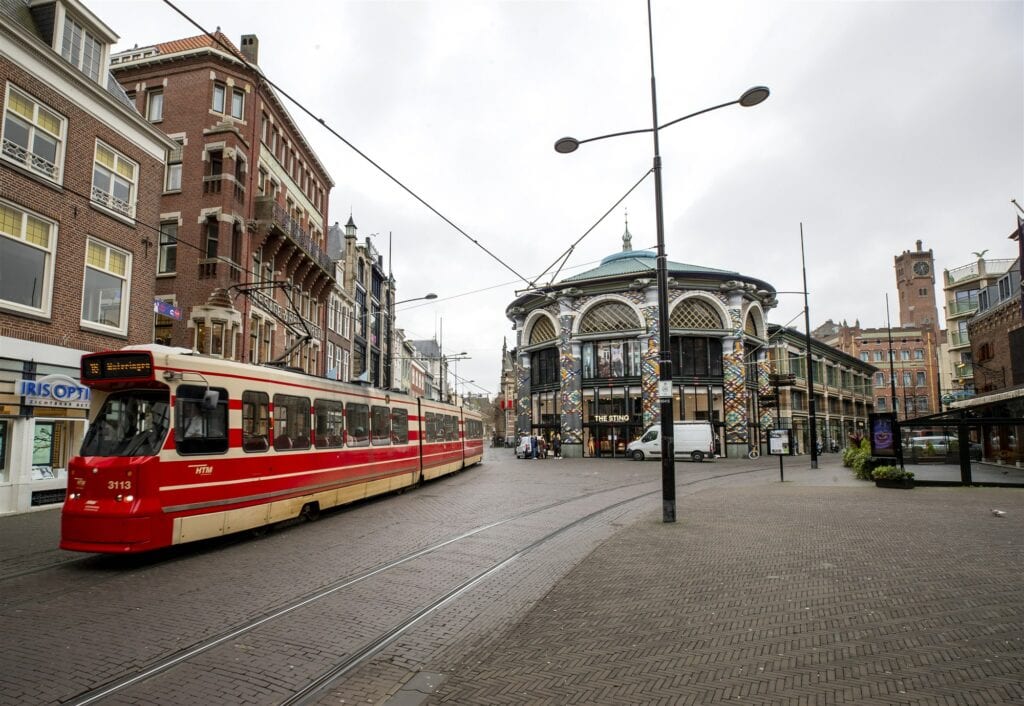 Oud en nieuw in Den Haag vuurwerkshow, gratis parkeren en vreugdevuren