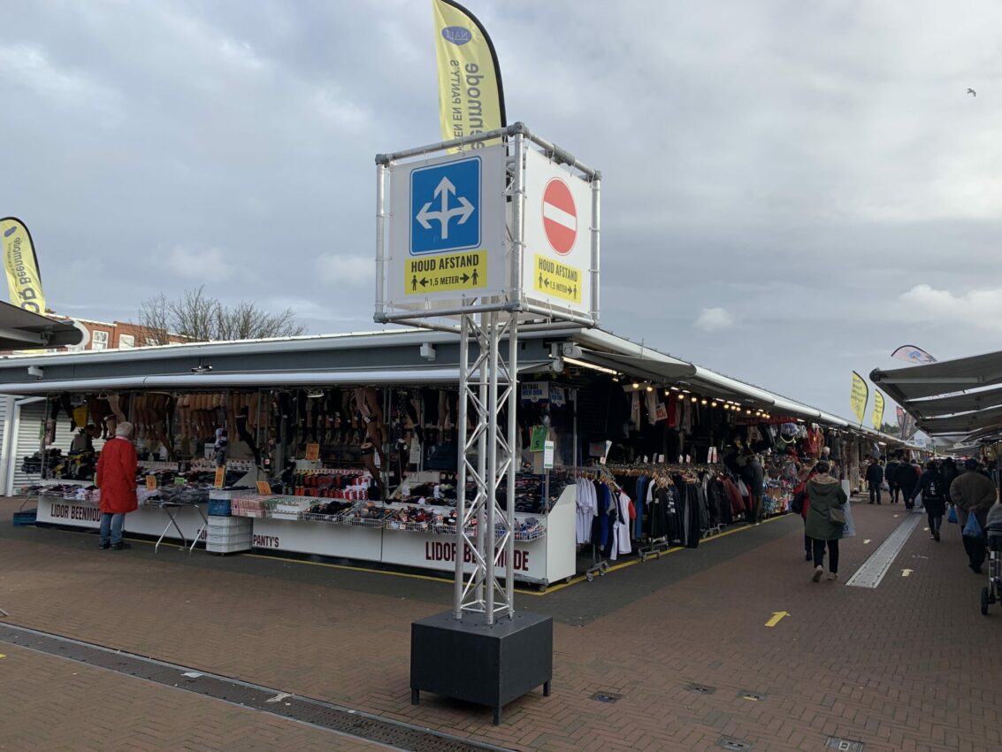 Fotoserie Zo ziet de Haagse Markt eruit tijdens de tweede (gedeeltelijke) lockdown indebuurt Fotoserie Zo ziet de Haagse Markt eruit tijdens de tweede (gedeeltelijke) lockdown indebuurt