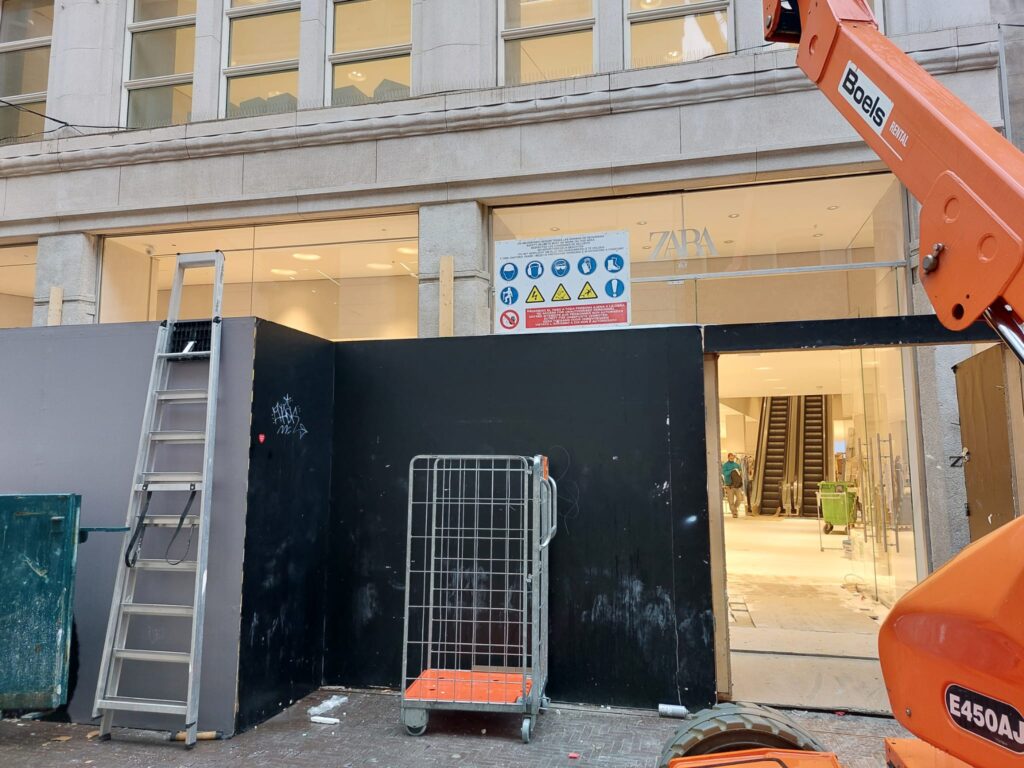 Hoera! Zara in het Haagse centrum gaat deze week weer open indebuurt
