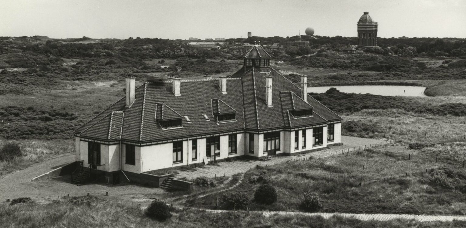 Koningin Wilhelmina creëerde op Scheveningen haar eigen paleisje ...