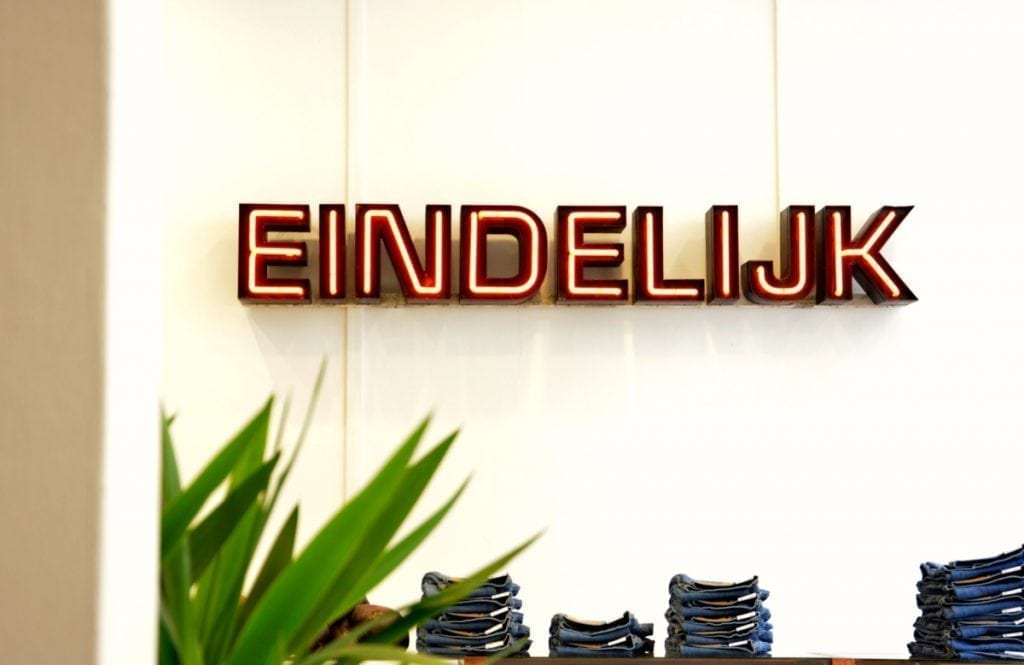 eindelijk
