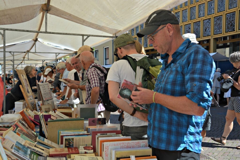 Dit moet je weten over de Deventer Boekenmarkt! indebuurt Deventer
