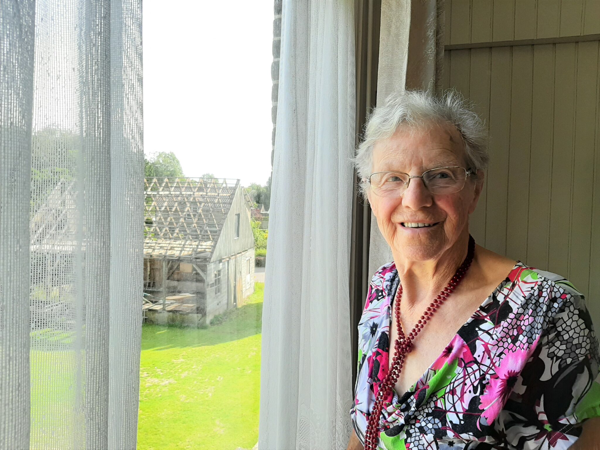 Riekie redde deze schuur tijdens de oorlog: 'Wij blusten, terwijl de kogels rondvlogen' - indebuurt 