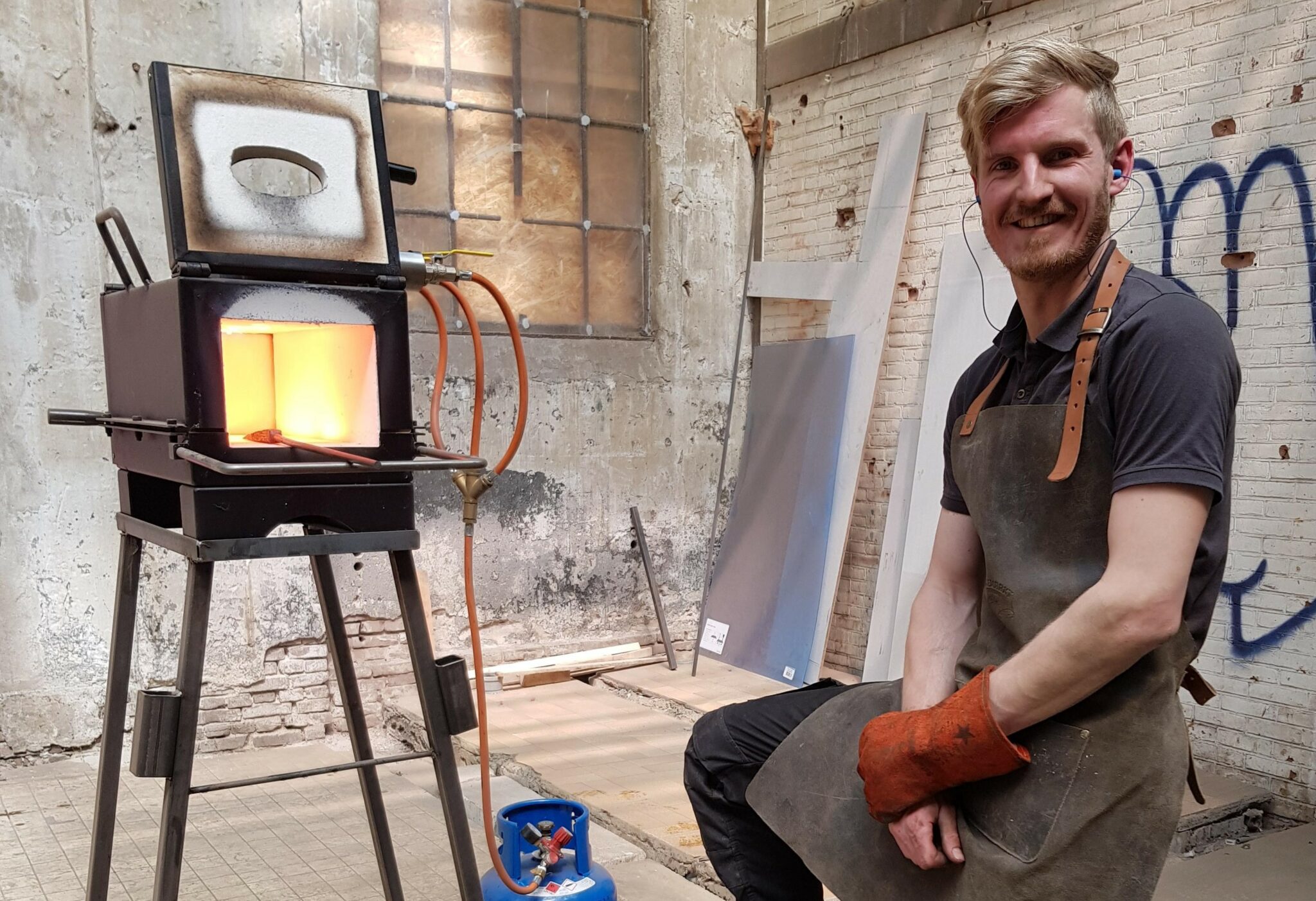 Peter (30) is kunst- en restauratiesmid: 'Als kind smeedde ik al metaal in mijn ouders achtertuin' -