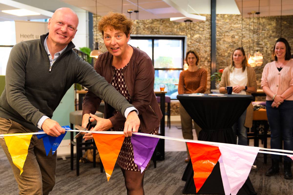 Bij KonnecteD Deventer kun je terecht met alle vragen over geld, wonen, computers en meer