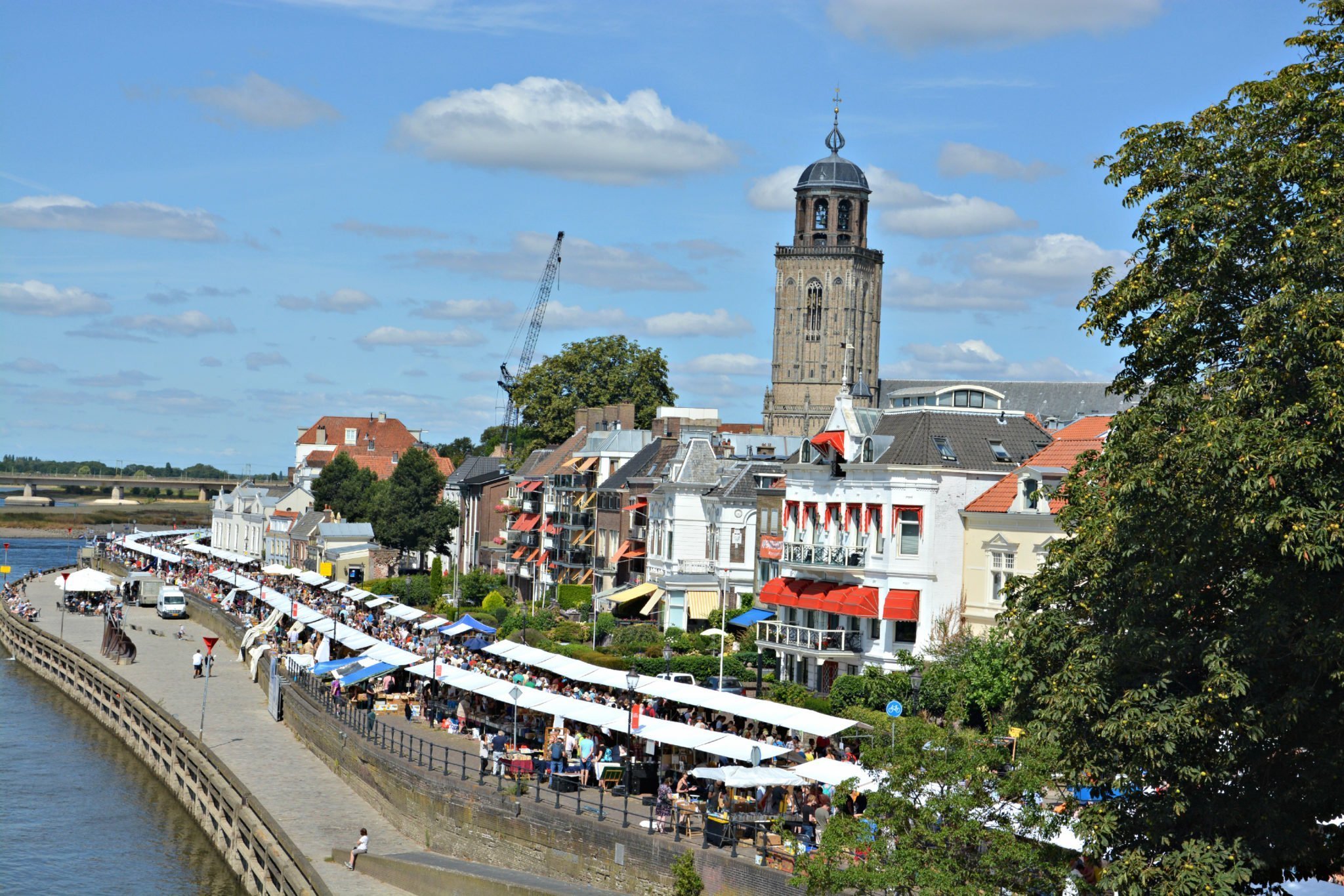 Deventer Boekenmarkt 2025: dit moet je weten (en dit is er nieuw)