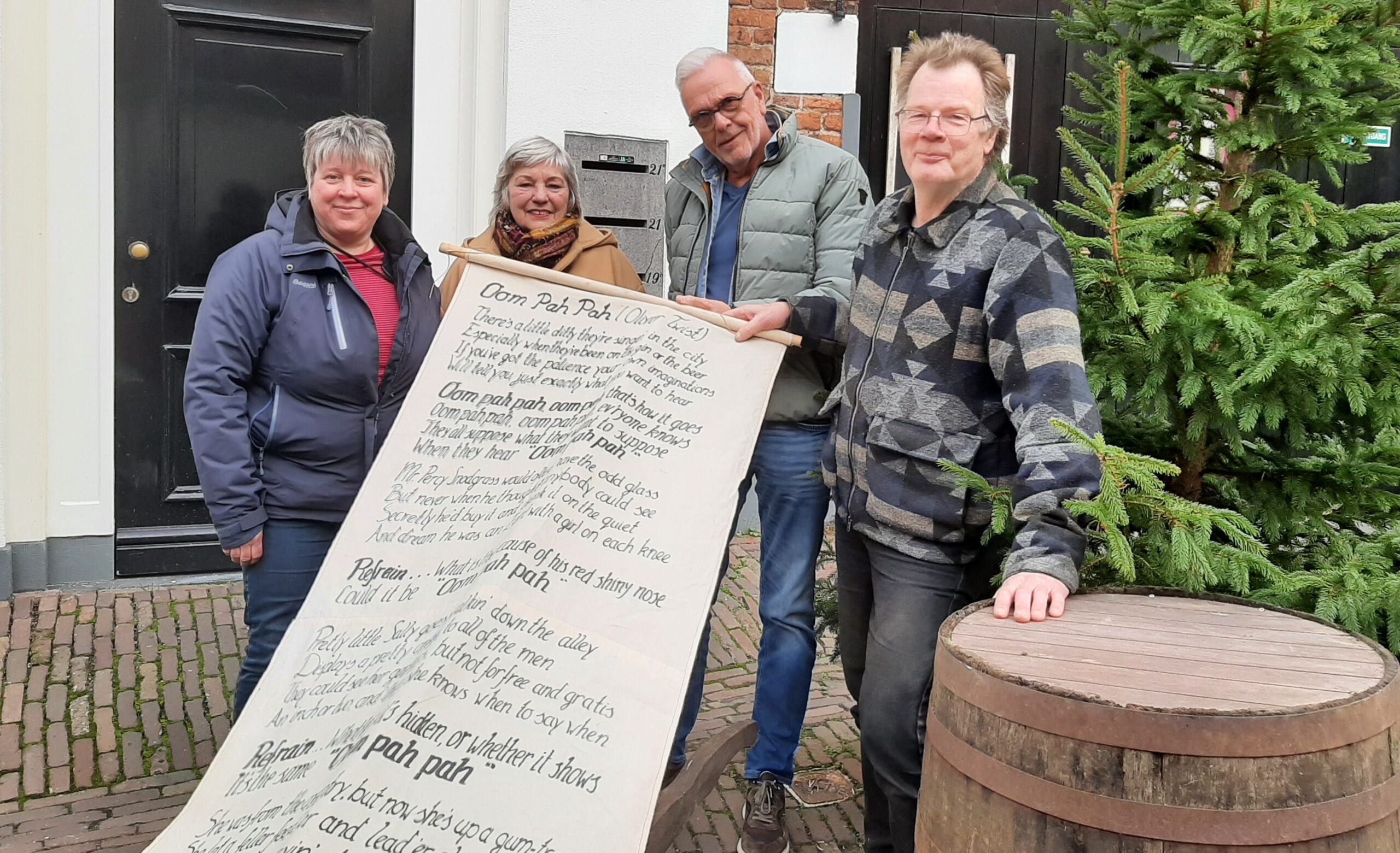 Zo beleeft het Bergkwartier het Dickens Festijn: ‘We drinken punch en dansen op straat’