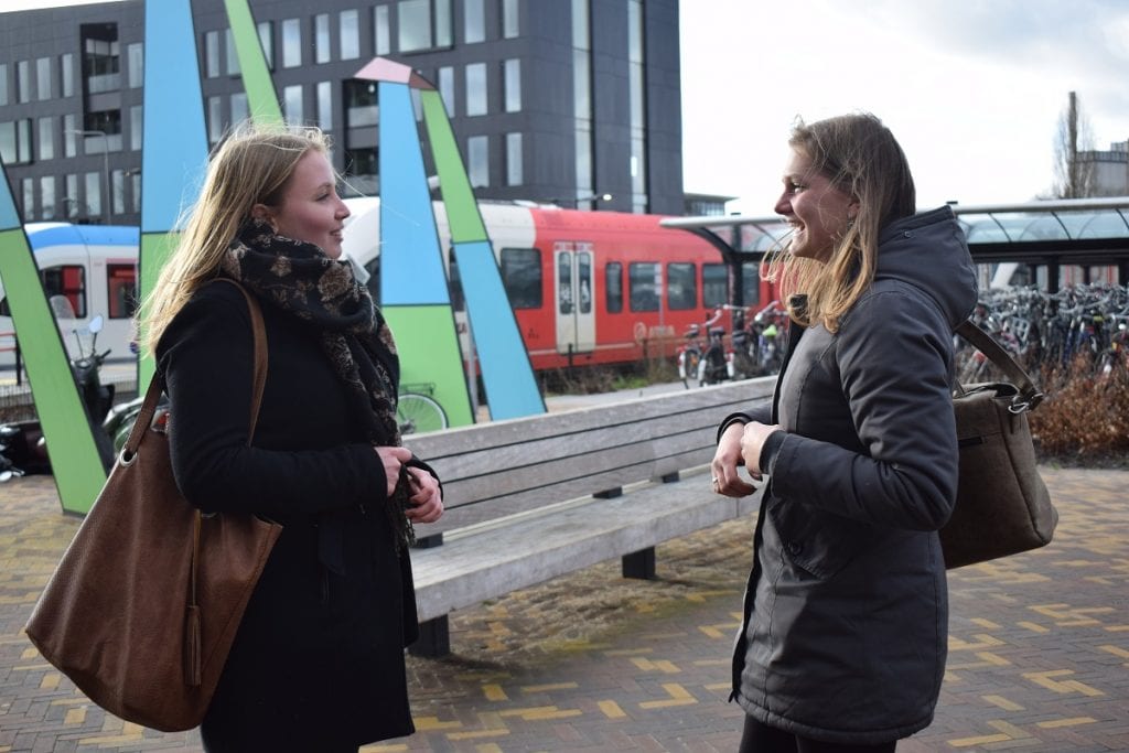 trein-storm-doetinchem-valeie-en-julia