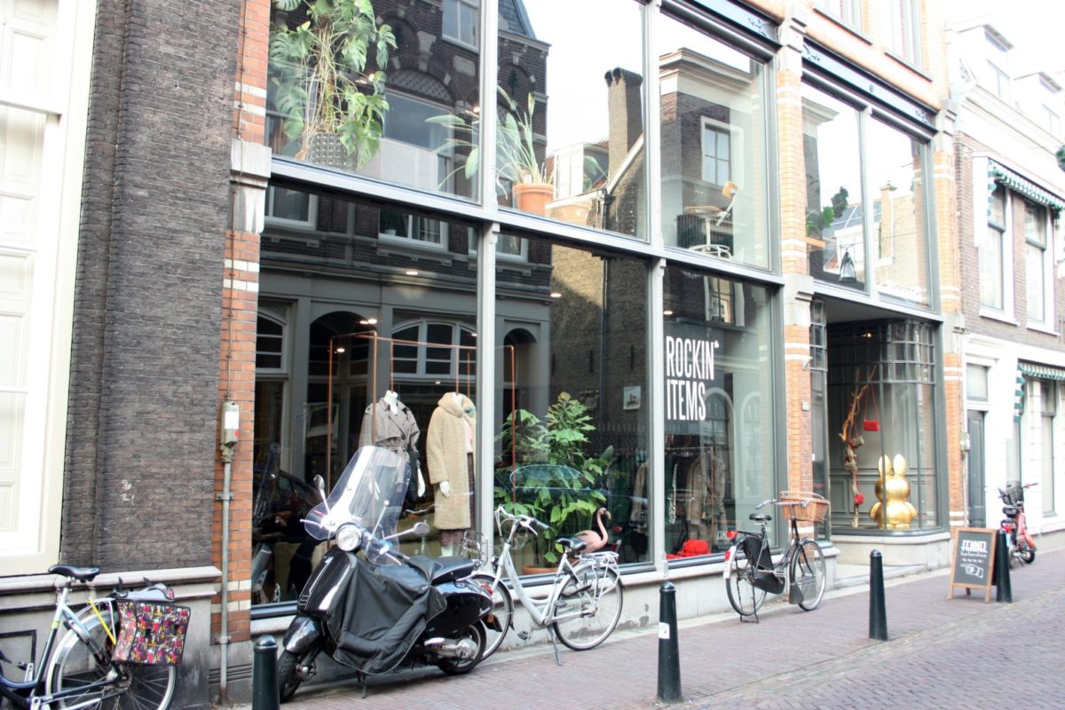 Rockin' Items kledingwinkel Voorstraat West Dordrecht - Ondernemer uitgelicht - indebuurt Dordrecht