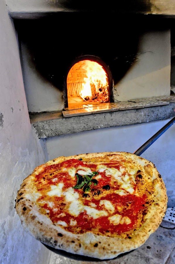 Zo leuk gaat het eraan toe in de keuken van Ristorante Piccola Italia