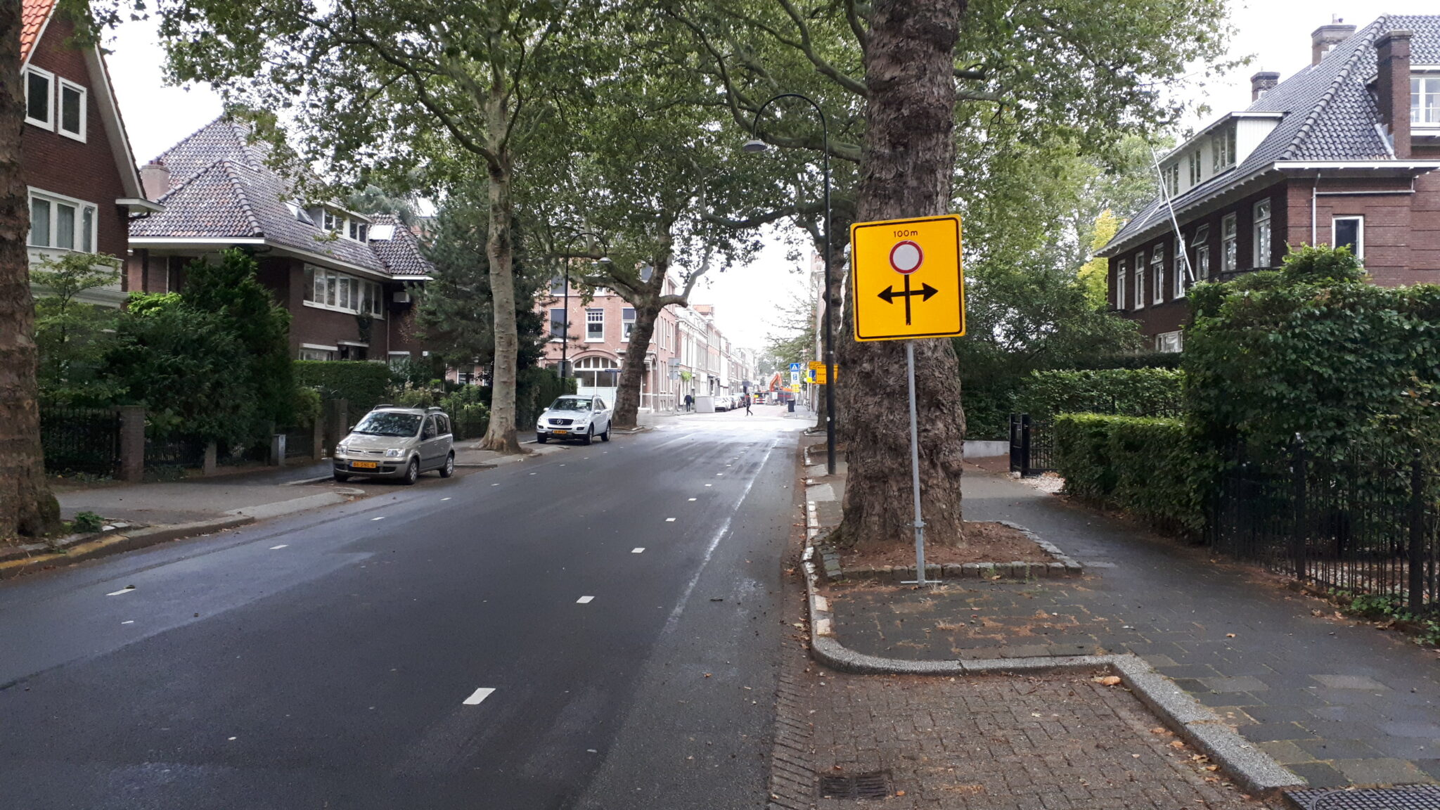 Wegopbreking Werkzaamheden wegwerkzaamheden IDBstock - indebuurt Dordrecht