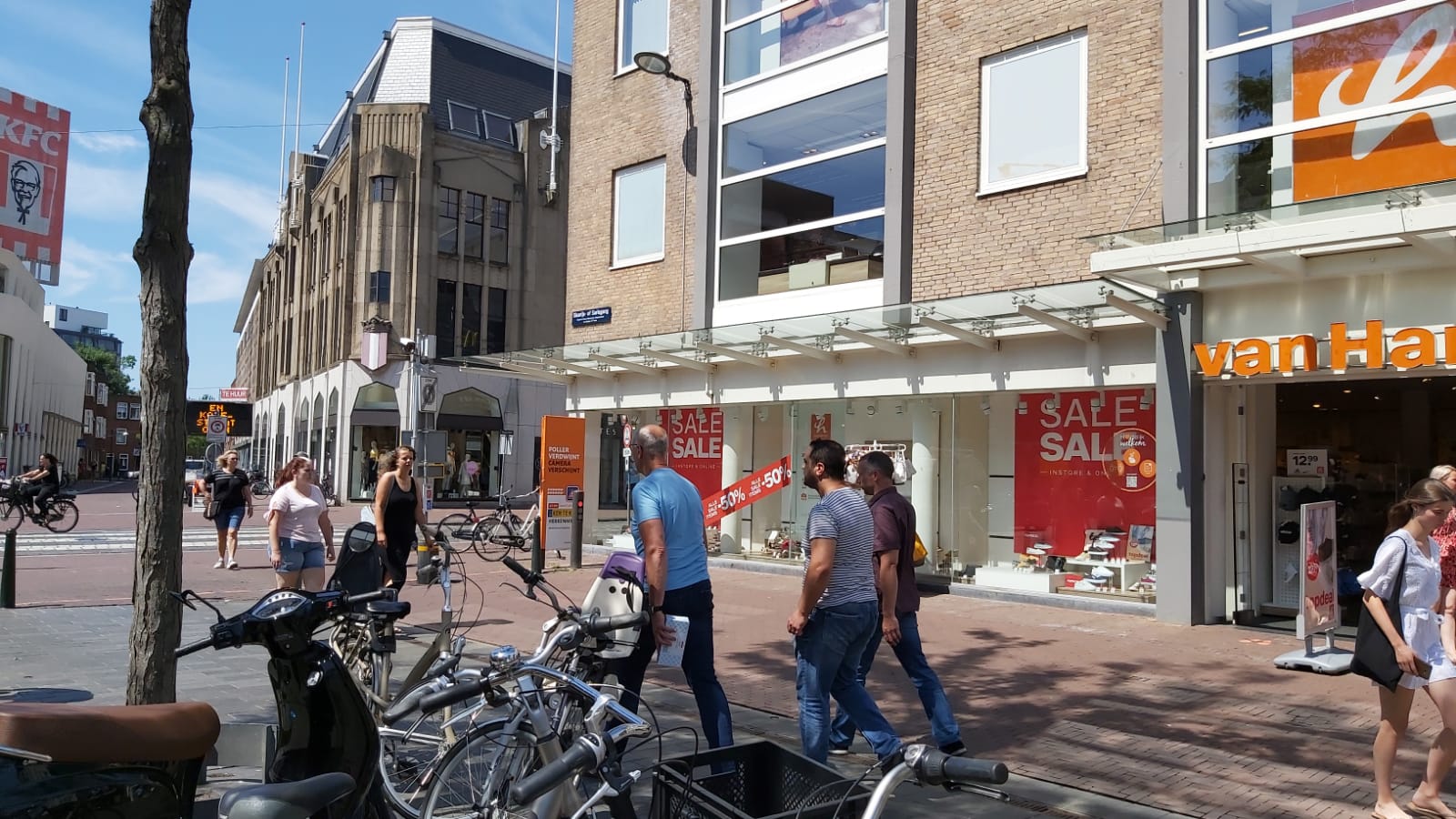 Winkelen Sarisgang sale aanbiedingen uitverkoop Dordrecht