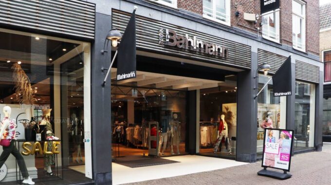Bahlmann Mode Dordrecht Voorstraat sale uitverkoop voorjaar zomer kleding damesmode