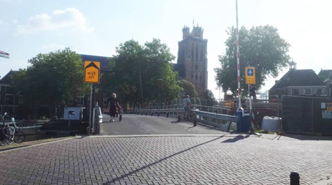 Engelenburgerbrug wegwerkzaamheden Dordrecht omrijden