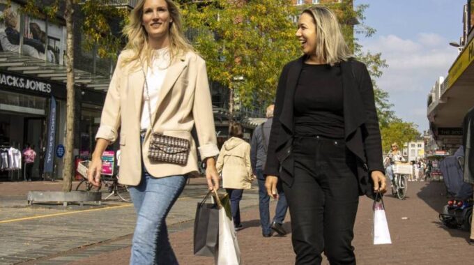 Dordrecht Pakt Uit winkelevenement acties aanbiedingen workshops