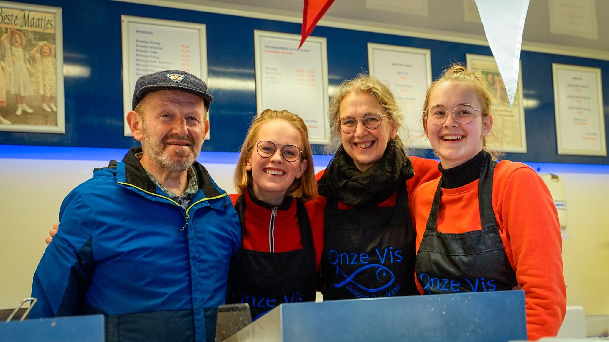Van viskraam tot poelier: Jip sprak deze verkopers op de markt in Dubbeldam