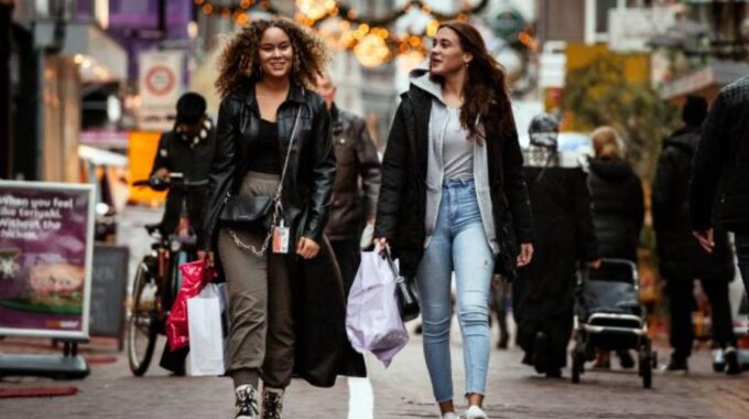 Dordtse December Dagen kerstwinkelen Dordrecht shoppen VVV winkel Dordtse kerstproducten