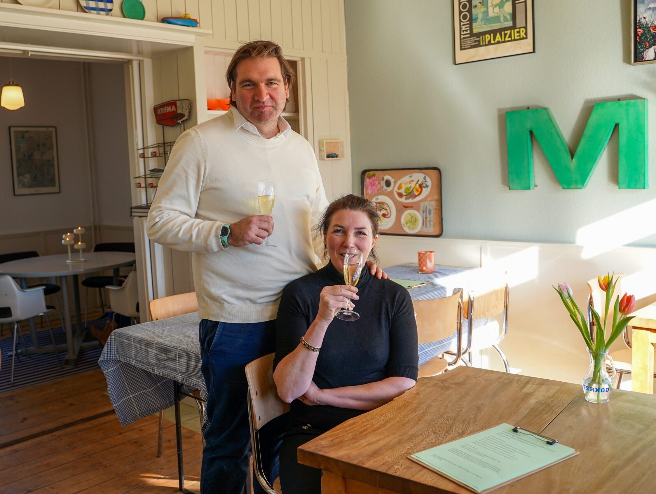 Romantisch! Win een valentijnsborrel bij Huiskamercafé Fluitekruid