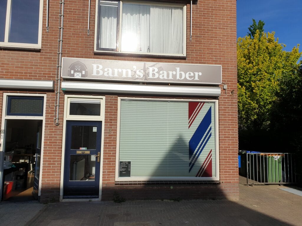 barn's barber indebuurt Ede