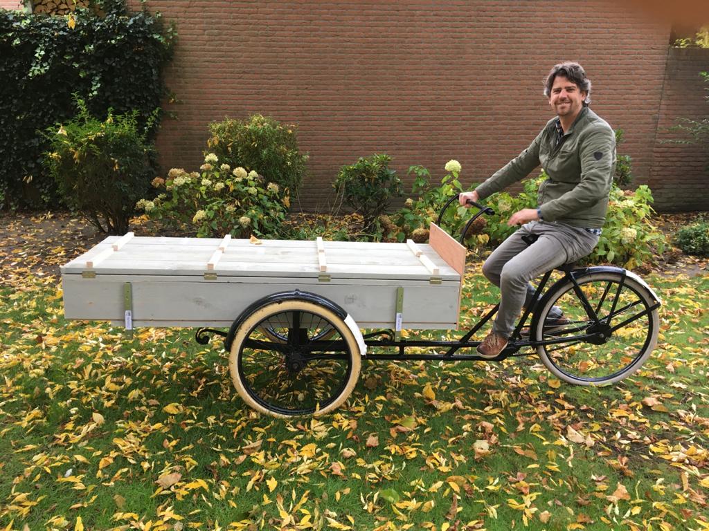 Paul met zijn Rijdende Koffietafel