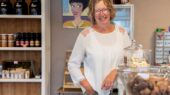 Elma in haar winkel | Foto: Melk & Puur