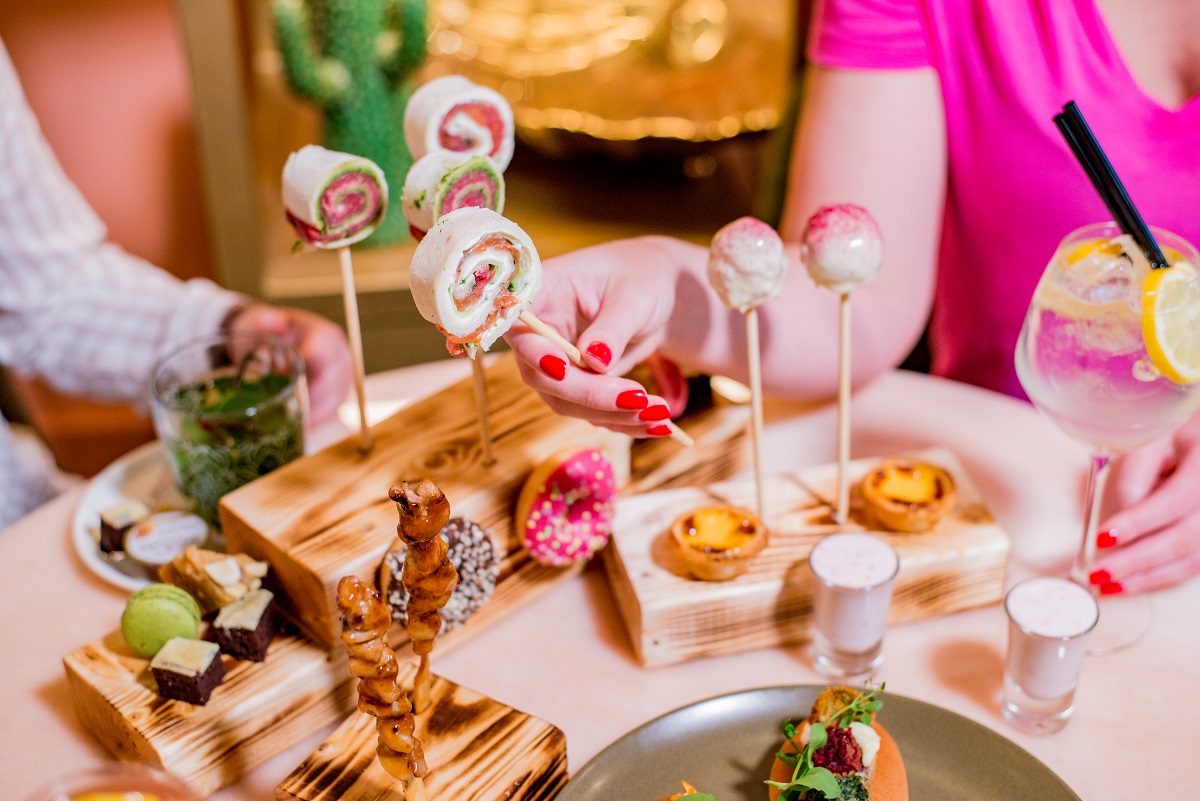 Usine High tea