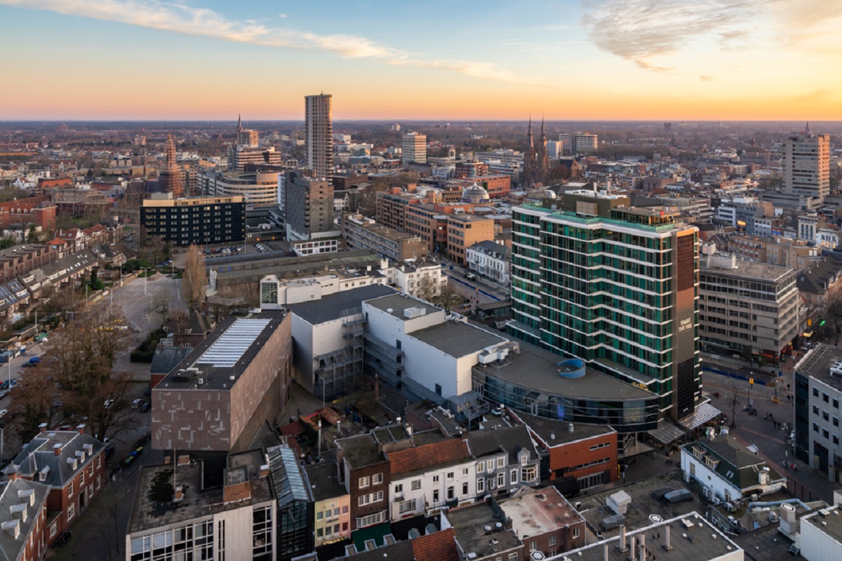 Trudo Tower with vertical gardens in Eindhoven