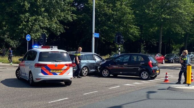 botsing verkeersongeval verkeersongeluk eindhoven