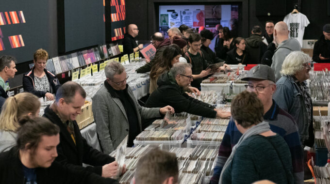 platenbeurs popei