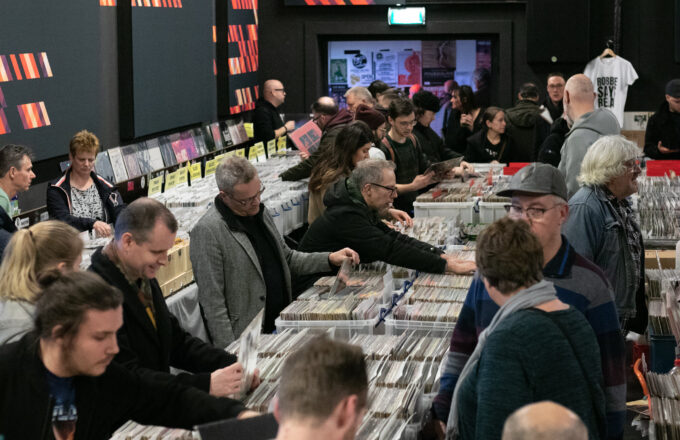 platenbeurs popei