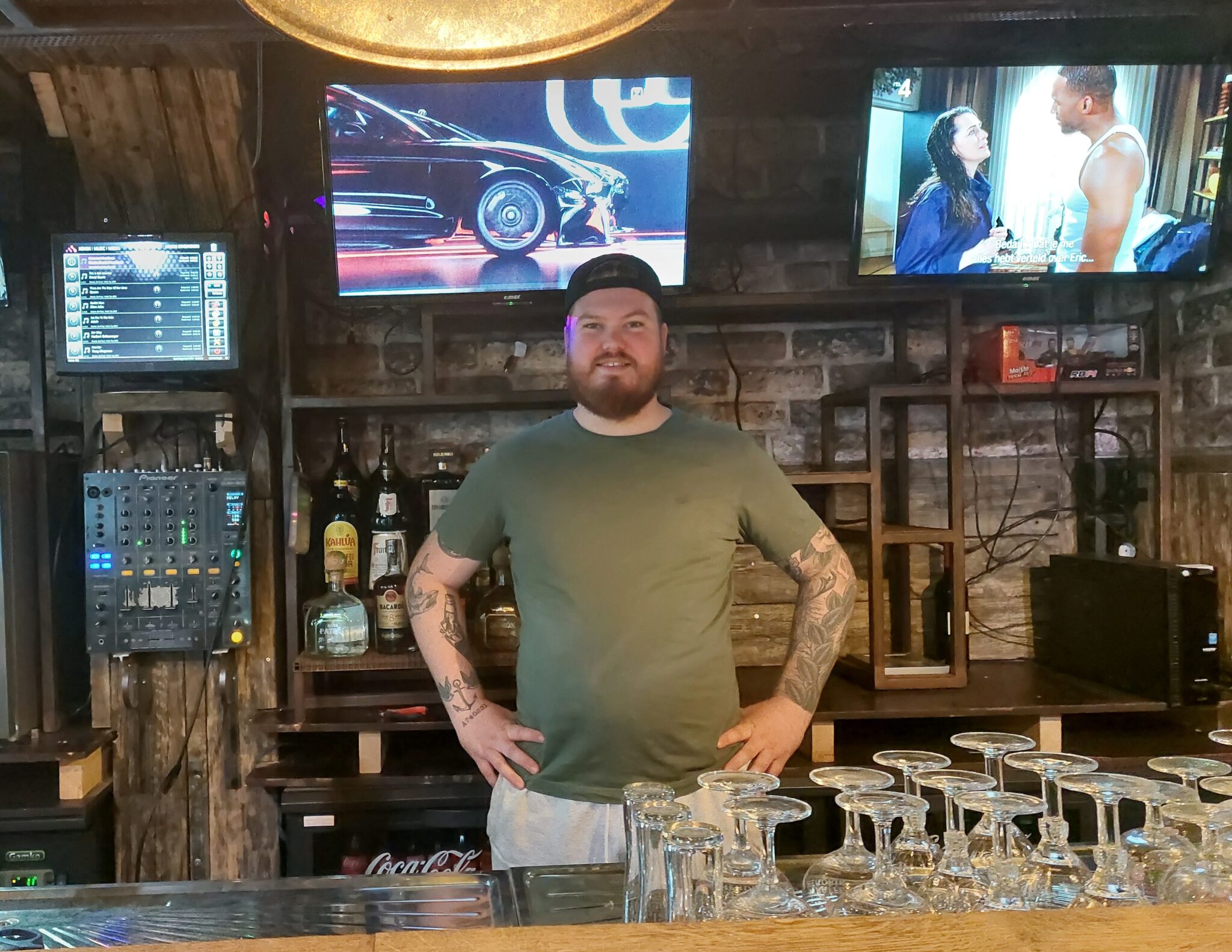 Jonatan opent een nieuwe sportsbar op Stratumseind 'We hebben zo'n 25