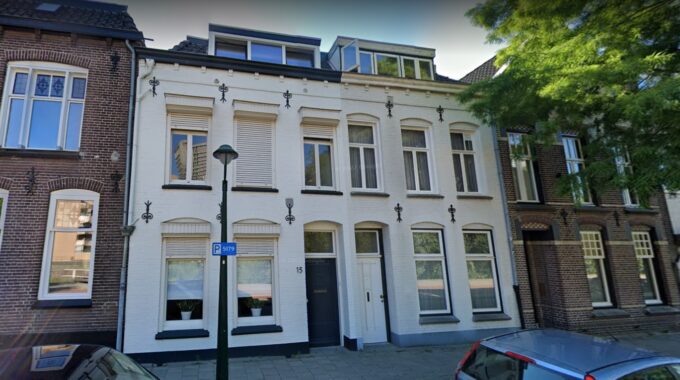 Eindhovense woningen aan het water
