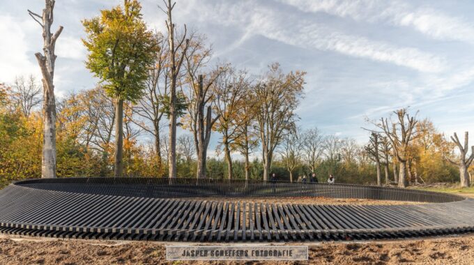 Kunstwerk vliegtuigen Oirschotsedijk
