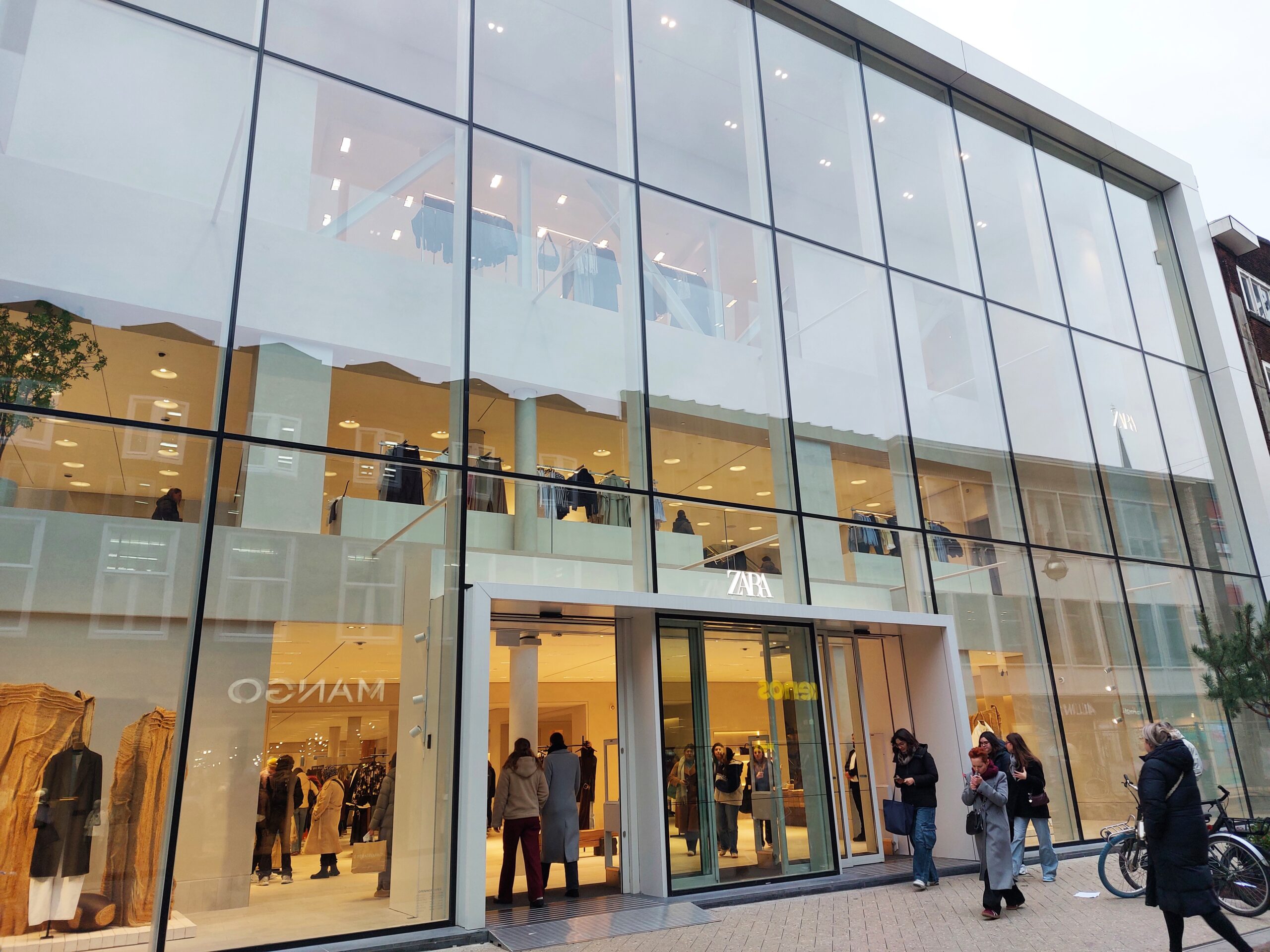 De nieuwe Zara in Eindhoven is open: dit is hoe de winkel eruitziet