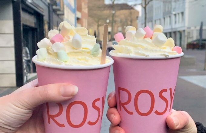 Rosy chocolademelk