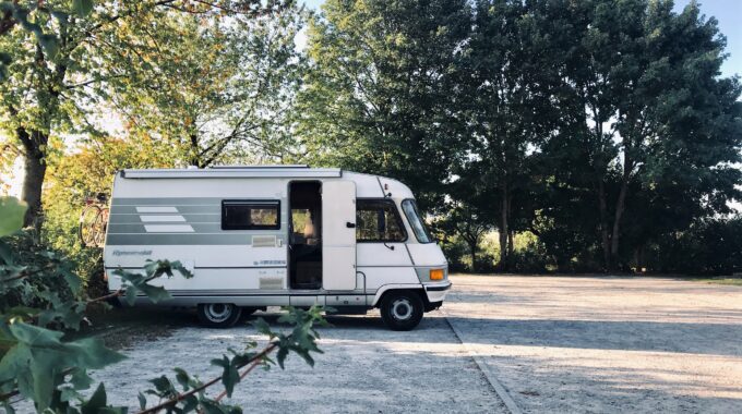 Camper