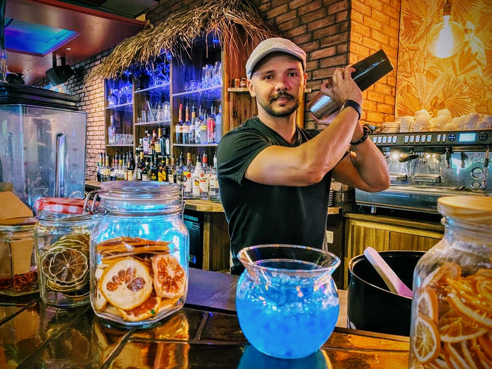 barman Mario van The Foodclub-2