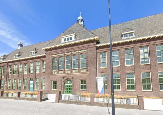 schoolgebouw de maere