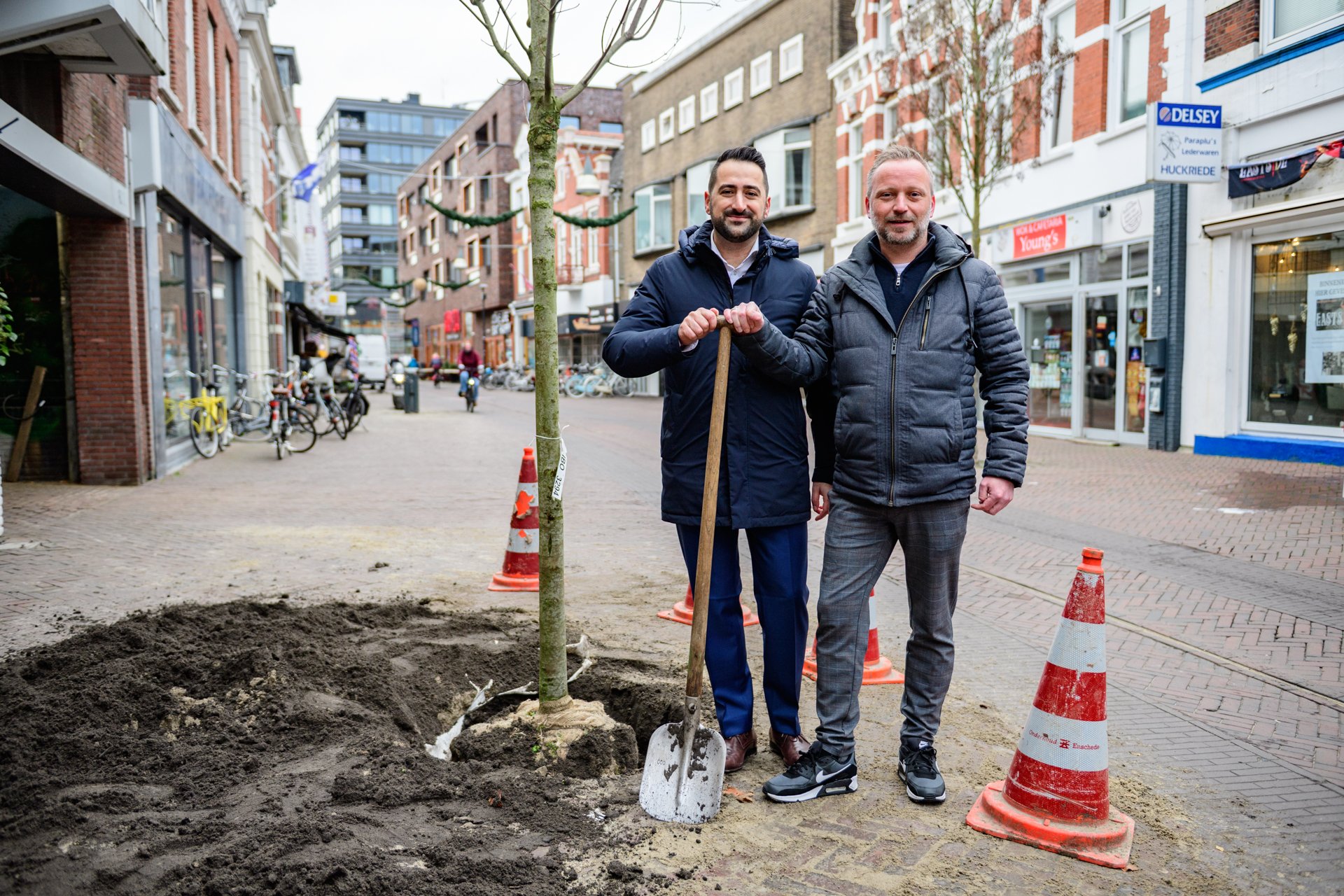 De Korte Hengelosestraat in Enschede krijgt een groene make-over
